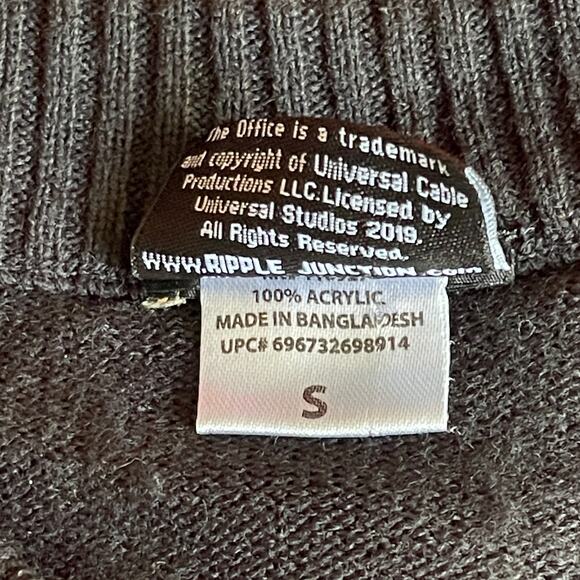 The Office Dwight Schrute FACT: CHRISTMAS IS HERE Ugly Christmas Sweater Size S - Picture 6 of 6